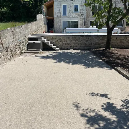 Gite Authentique Au Coeur De Blavozy Avec Piscine Privee, Jacuzzi Et Terrain De Petanque Exterior photo