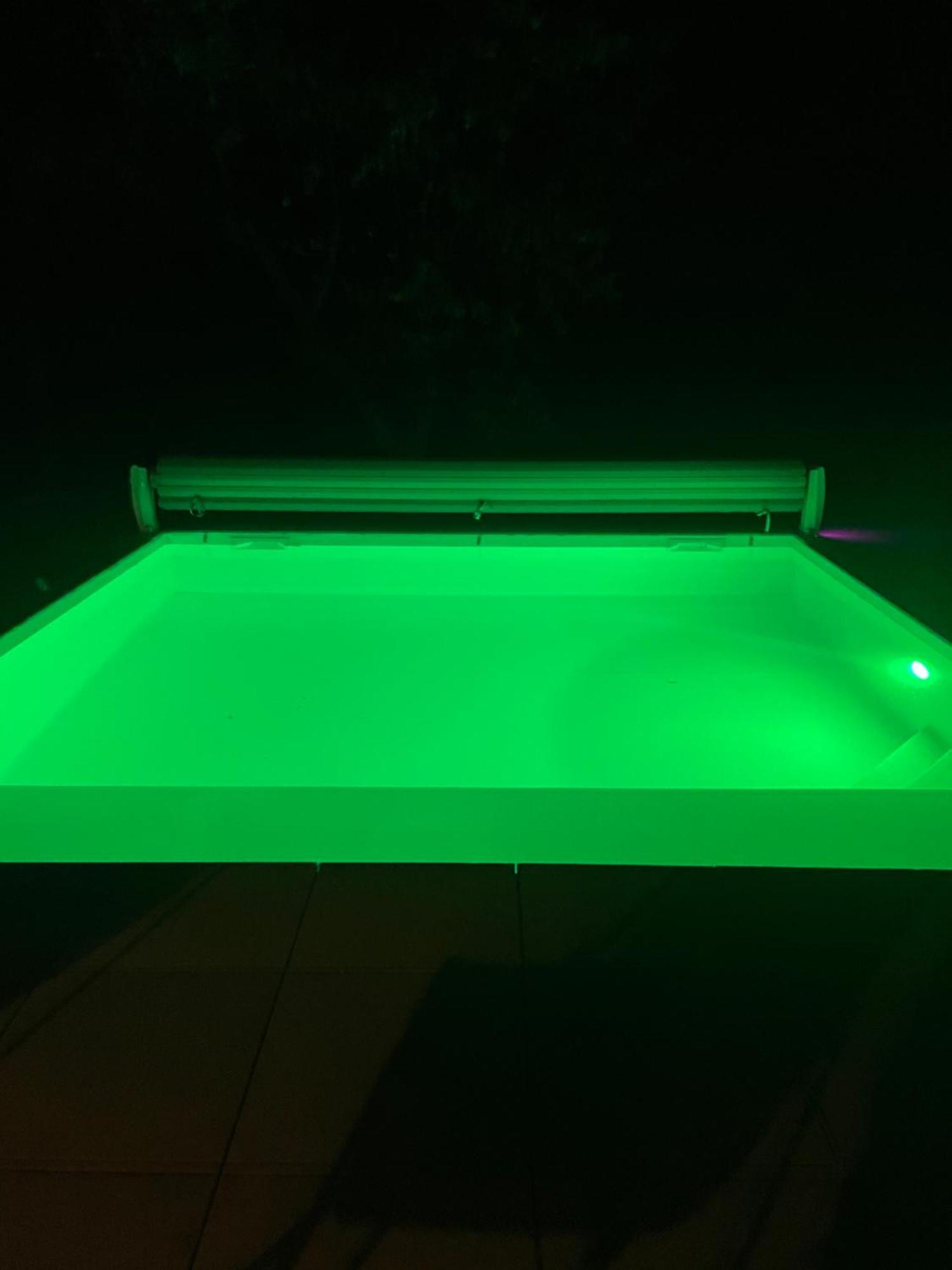 Authentique Au Coeur De Avec Piscine Privee, Jacuzzi Et Terrain De Petanque